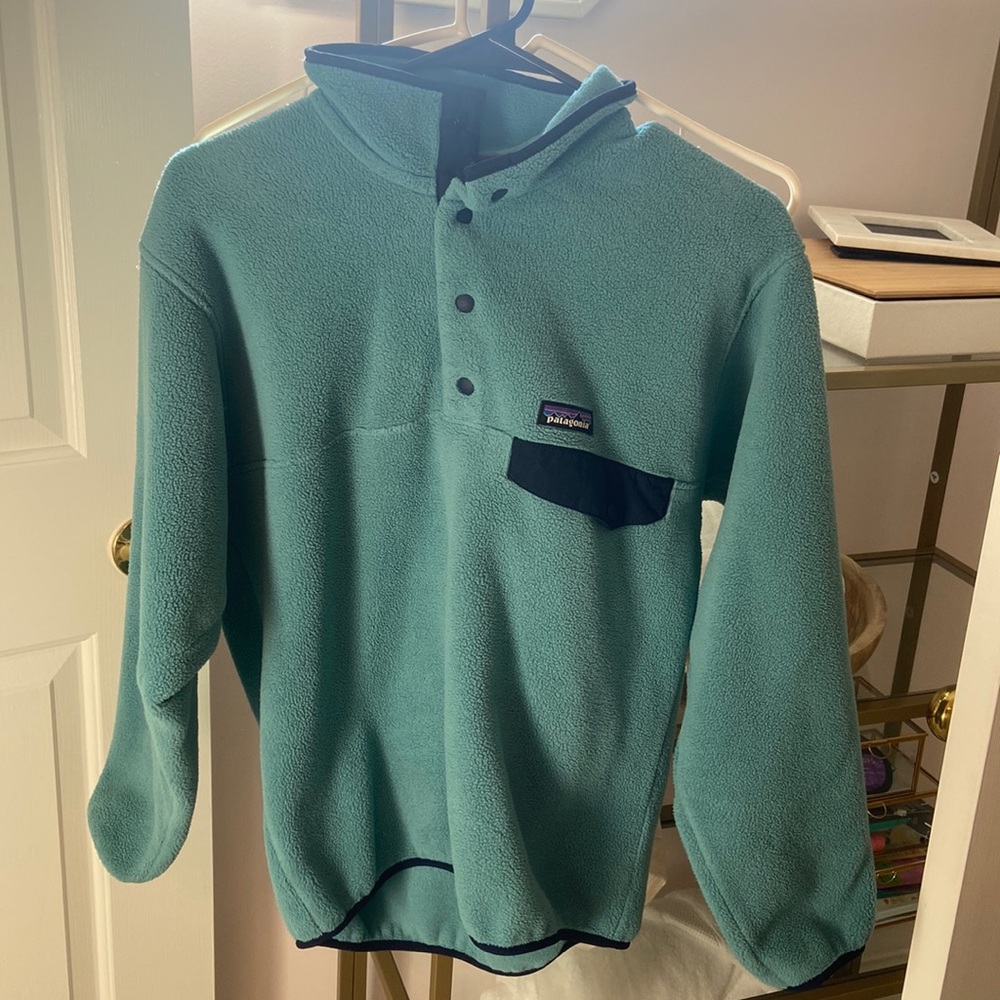 Teal Patagonia pull over